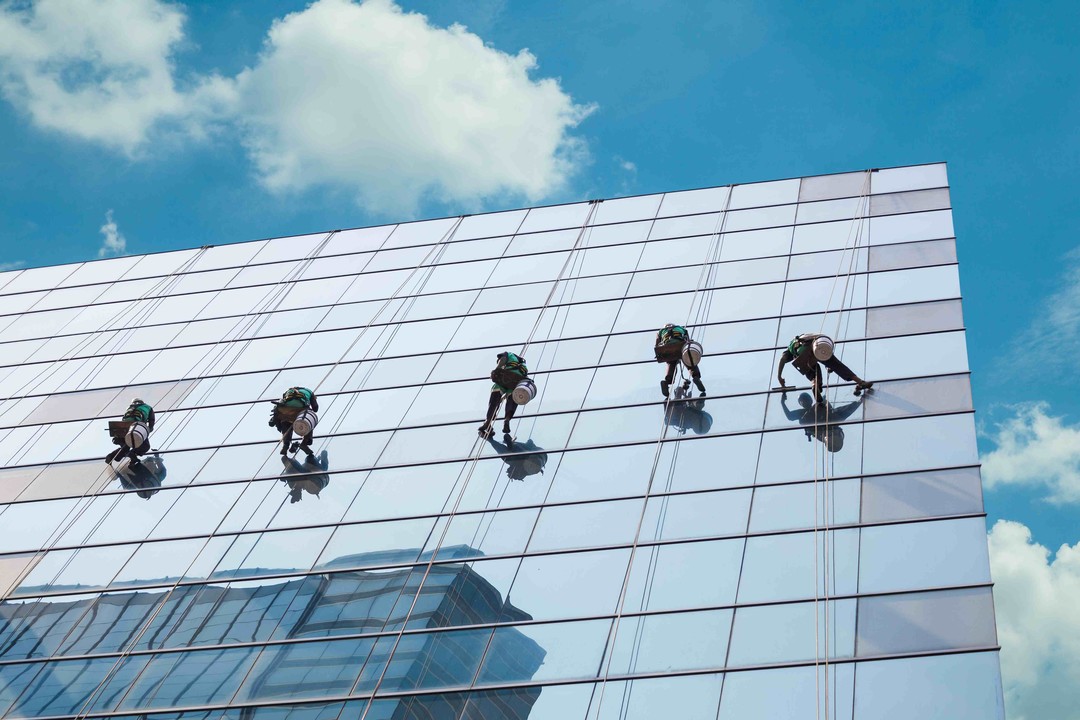 High Rise Facade and Glass Cleaning